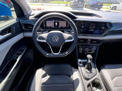 Used 2022 Volkswagen Taos SEL AWD/4WD image 7