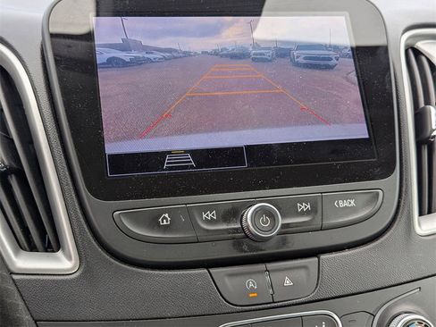 Used 2023 Chevrolet Malibu LT image 10