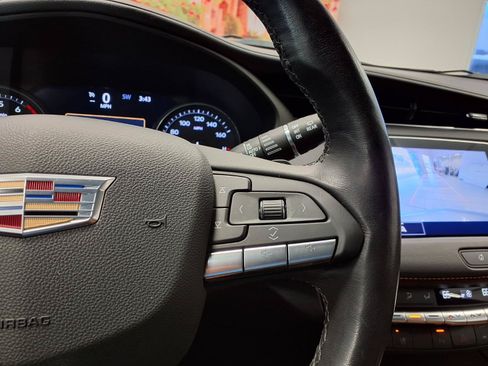 Certified 2023 Cadillac XT4 Premium Luxury w/ Technology Package FWD image 29