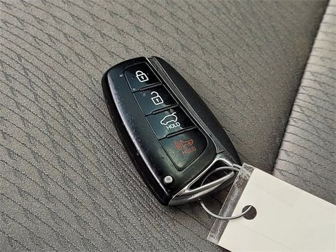 Used 2018 Hyundai Santa Fe Sport w/ 2.4L Value Package 02 image 25