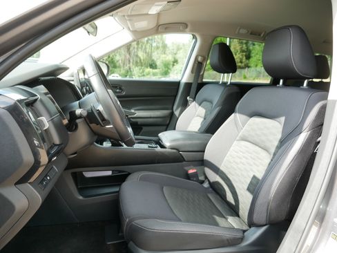 Certified 2024 Nissan Pathfinder SV AWD/4WD image 34