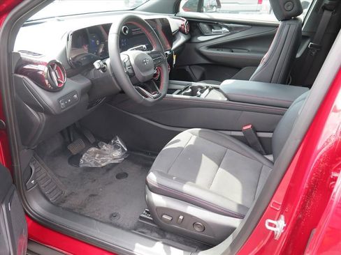 New 2025 Chevrolet Blazer EV RS image 9