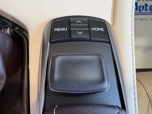 Used 2016 Lexus ES 350 w/ Luxury Package w/Wood Trim FWD image 21