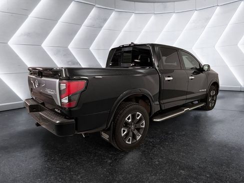 Used 2024 Nissan Titan Platinum Reserve w/ Moonroof Package image 4