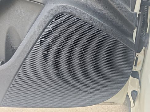 Used 2024 Subaru Crosstrek 2.0i Premium image 20