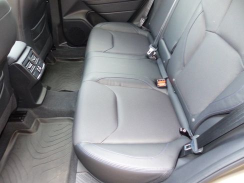 Used 2025 Subaru Forester Limited w/ Popular Package #1 image 31