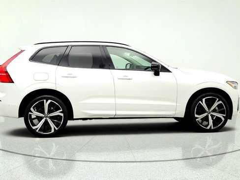 Used 2025 Volvo XC60 B5 Ultra w/ Protection Package Premier AWD/4WD image 4