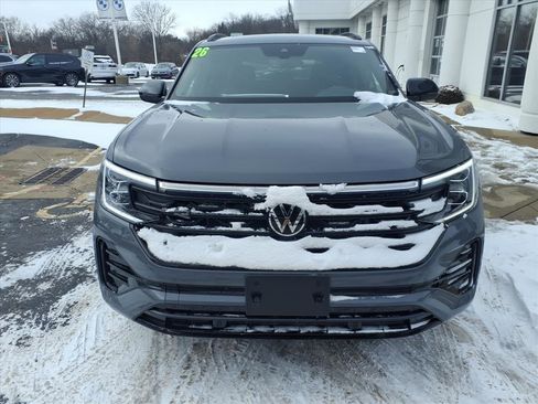 New 2026 Volkswagen Atlas Cross Sport SEL R-Line AWD/4WD image 2