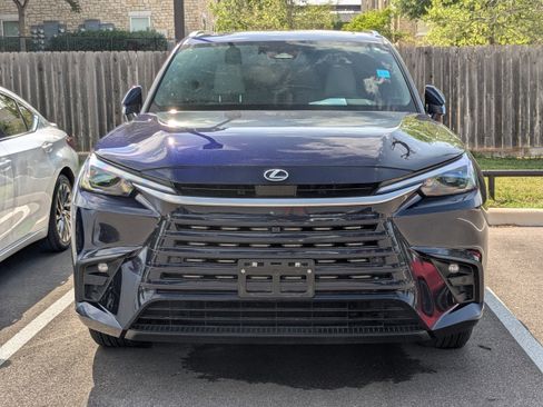 Used 2025 Lexus TX 350 AWD w/ Technology Package image 2