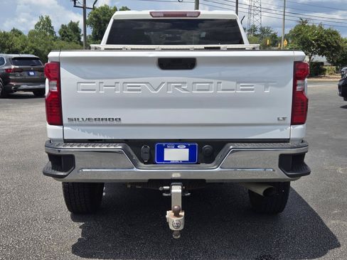 Used 2023 Chevrolet Silverado 3500 LT w/ Convenience Package AWD/4WD image 9