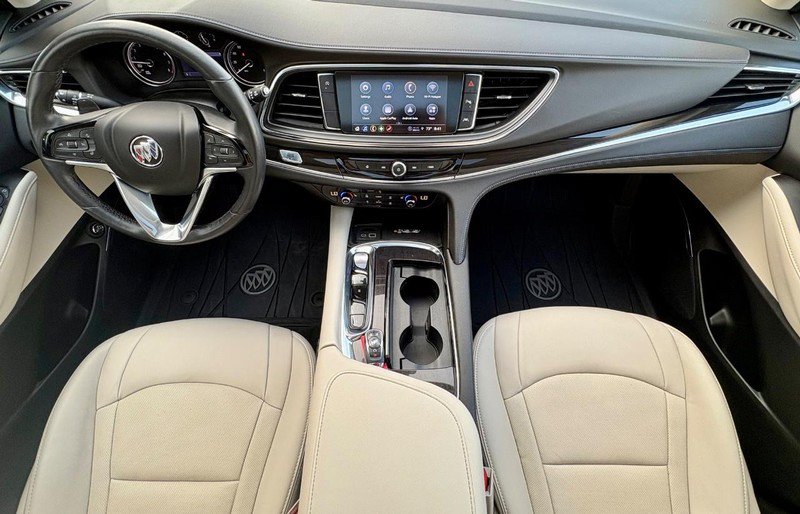 Used 2023 Buick Enclave Essence w/ Experience Buick Package FWD image 15