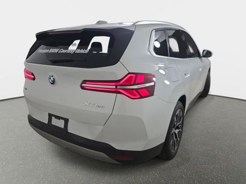 Used 2025 BMW X3 xDrive30i w/ Premium Package image 38