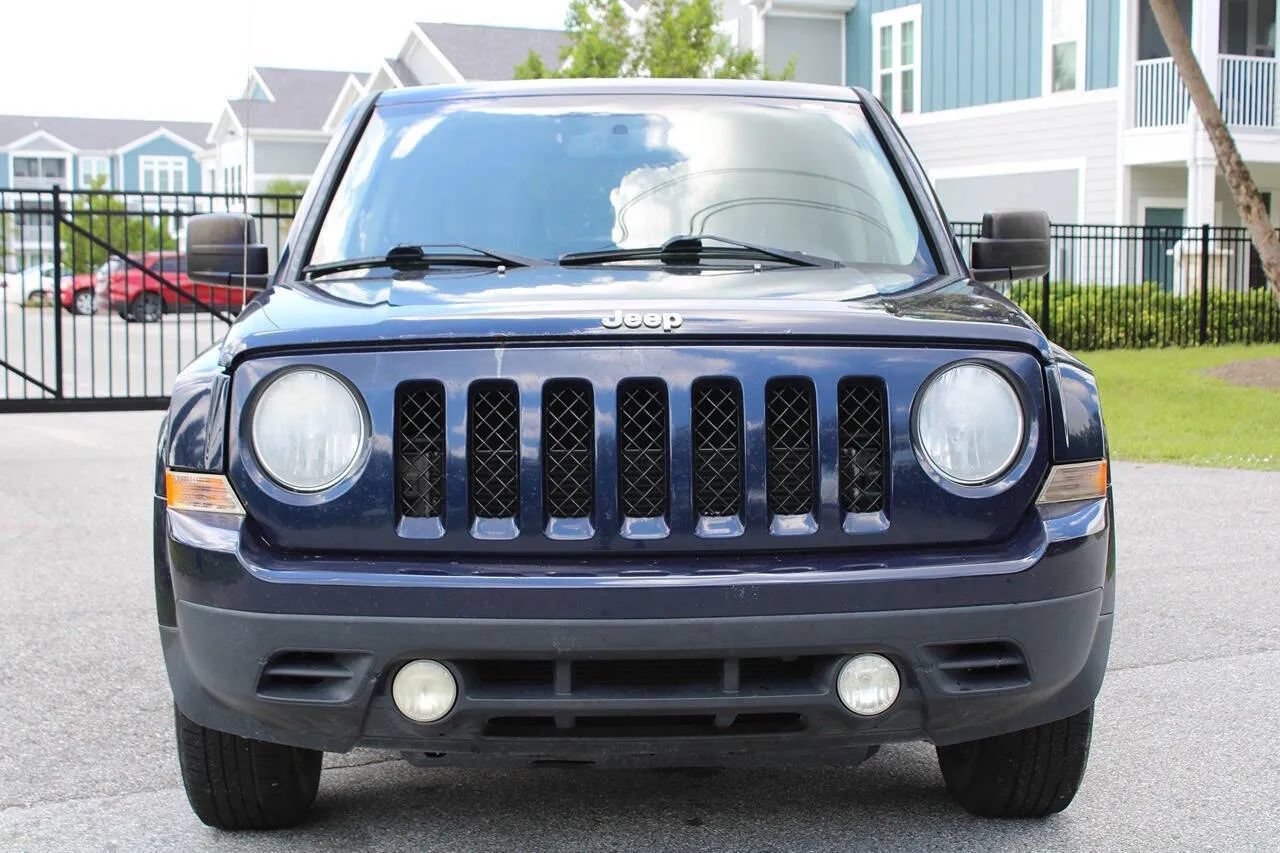 Used 2014 Jeep Patriot Sport FWD image 2