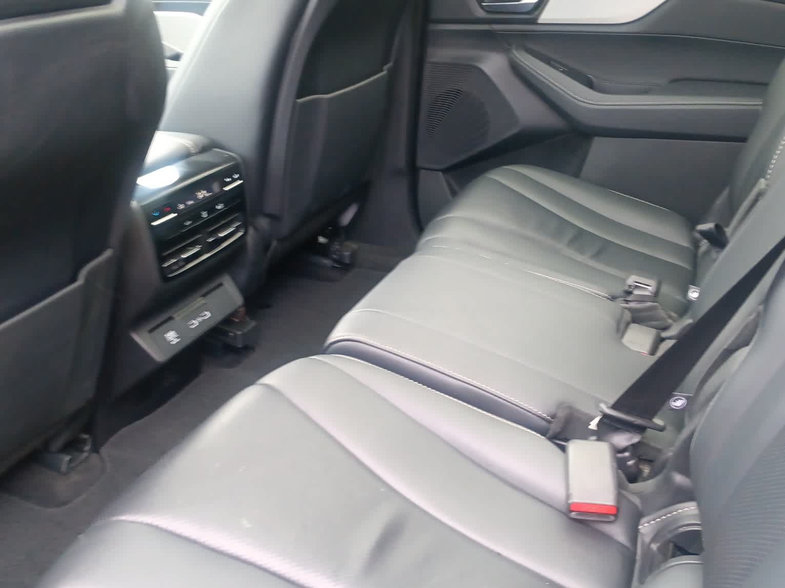 Used 2024 Acura MDX w/ Technology Package AWD/4WD image 17