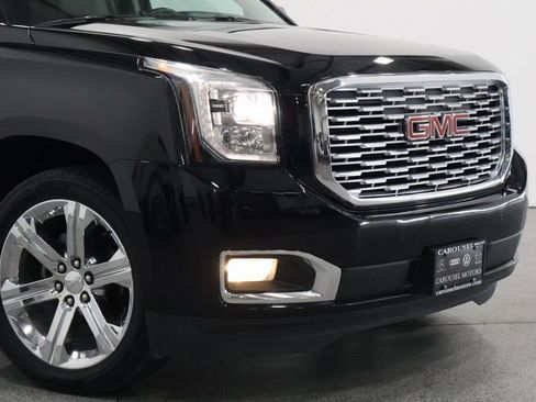 Used 2019 GMC Yukon Denali w/ Denali Ultimate Package image 3