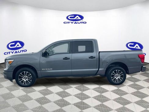 Used 2023 Nissan Titan SV RWD image 7