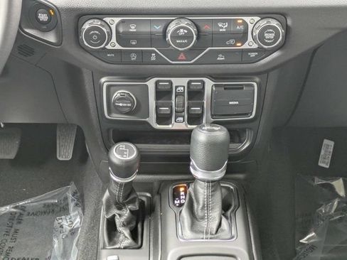 New 2026 Jeep Wrangler Unlimited Sport AWD/4WD image 19
