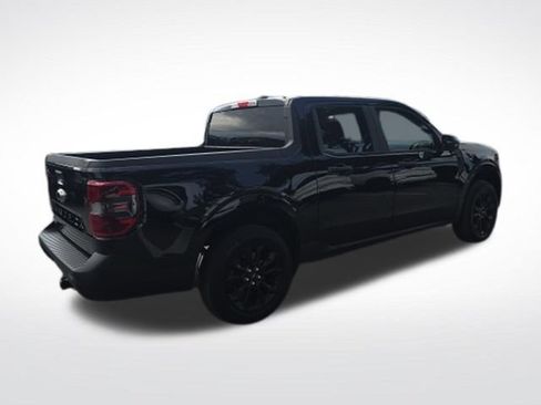 Used 2023 Ford Maverick XLT w/ Black Appearance Package FWD image 4