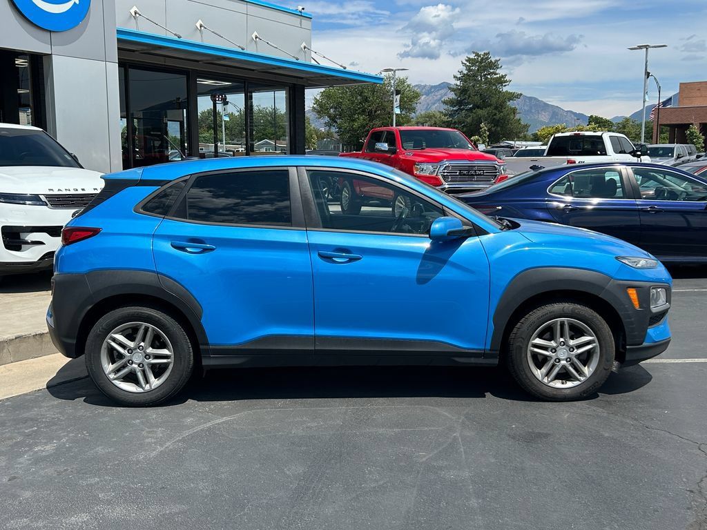 Used 2019 Hyundai Kona SE FWD image 2