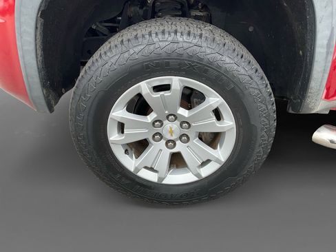 Used 2015 Chevrolet Colorado LT w/ Luxury Package image 13