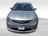 Used 2020 Chrysler Pacifica Touring image 2