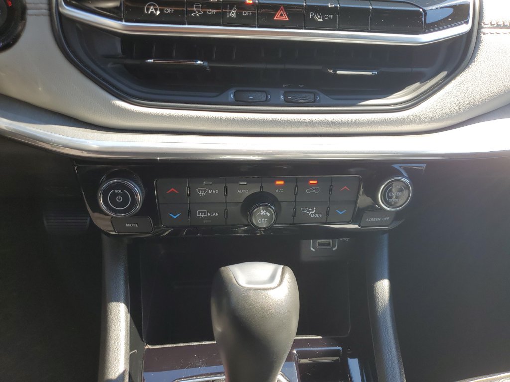 Used 2024 Jeep Compass Limited AWD/4WD image 22