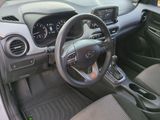 Used 2018 Hyundai Kona SE image 2