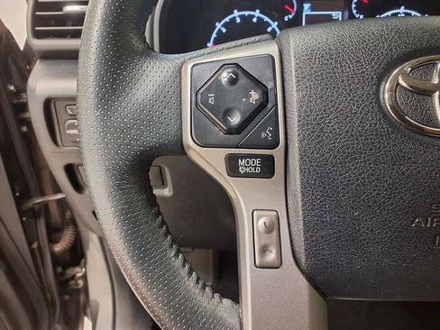 Used 2020 Toyota 4Runner SR5 Premium image 20