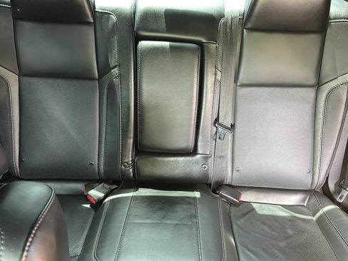 Used 2015 Dodge Challenger R/T Plus RWD image 14