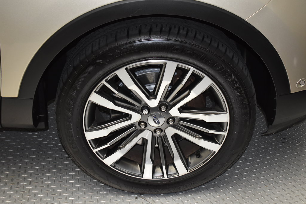 Used 2017 Ford Explorer Platinum AWD/4WD image 35