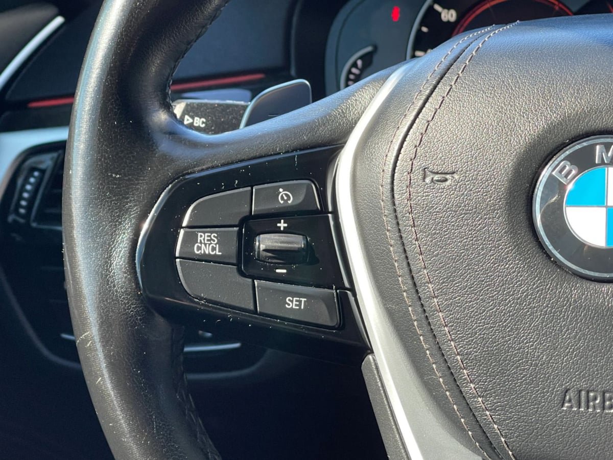 Used 2018 BMW 540i w/ Premium Package RWD image 34