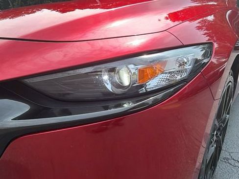 Used 2024 MAZDA MAZDA3 s FWD image 10