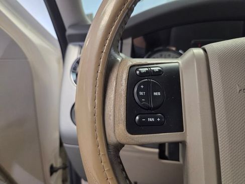 Used 2008 Ford Expedition Limited RWD image 24