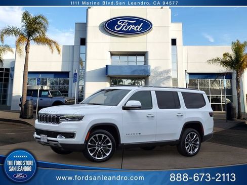 Used 2022 Jeep Wagoneer Series III w/ Premium Group I AWD/4WD image 1