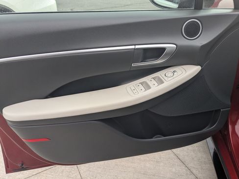 Certified 2023 Hyundai Sonata SEL w/ Convenience Package image 14