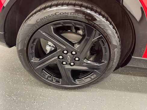 Used 2024 Chevrolet Equinox EV RS image 19