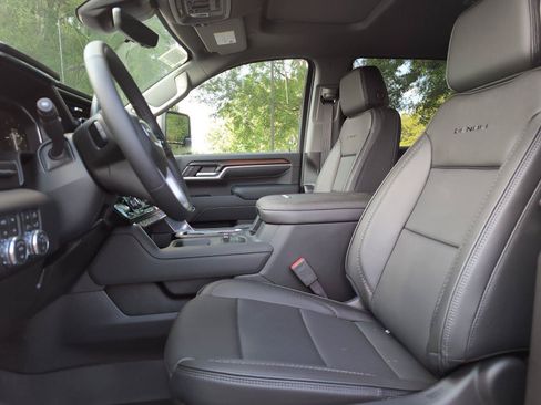 New 2026 GMC Sierra 2500 Denali w/ Denali Reserve Package AWD/4WD image 17