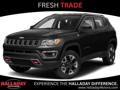 Used 2018 Jeep Compass Trailhawk w/ Leather Interior Group AWD/4WD image 1