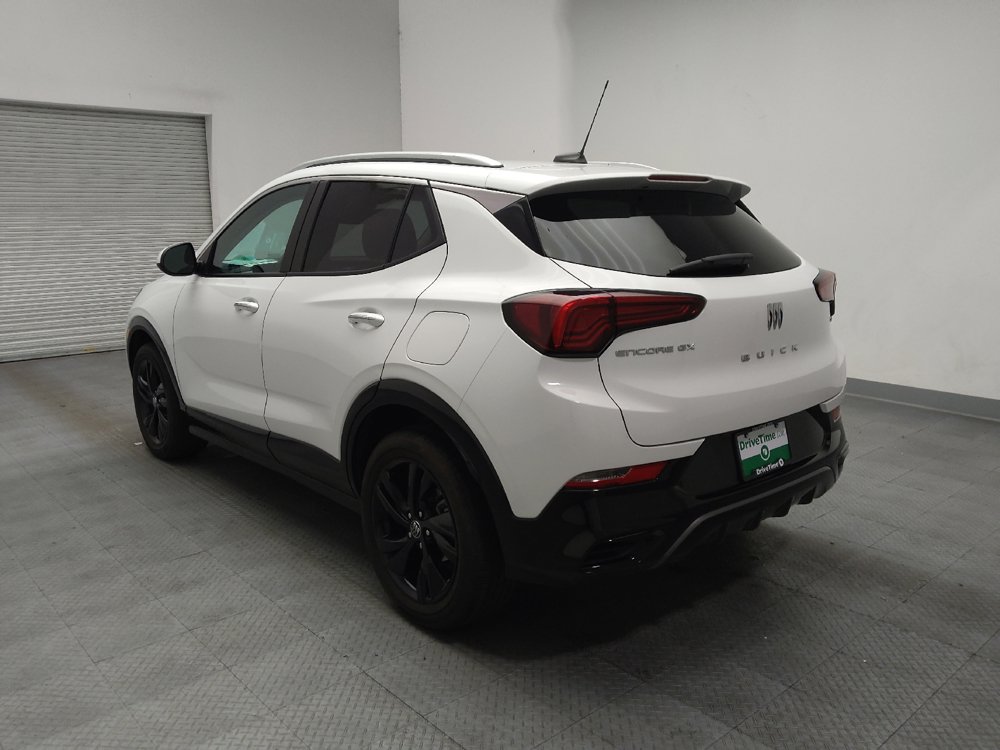 Used 2024 Buick Encore GX Sport Touring FWD image 5
