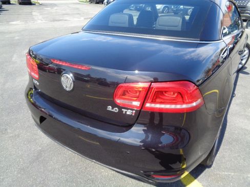 Used 2016 Volkswagen Eos Komfort image 22