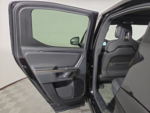 Used 2024 Rivian R1T Adventure AWD/4WD image 17