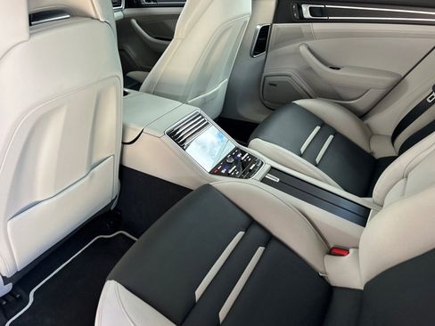 Certified 2023 Porsche Panamera Platinum Edition RWD image 13