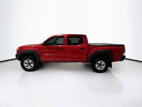 Used 2013 Toyota Tacoma PreRunner image 4