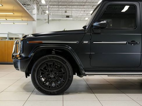 Certified 2025 Mercedes-Benz G 550 image 3