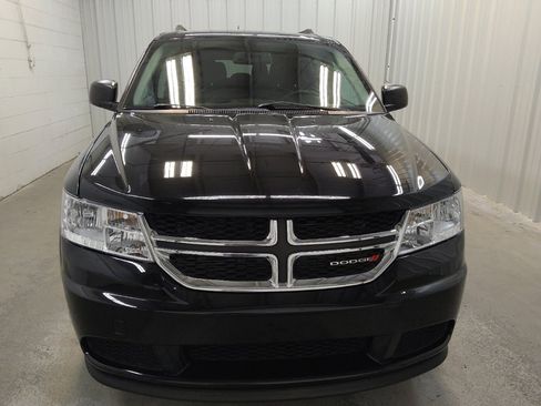 Used 2019 Dodge Journey SE FWD image 14