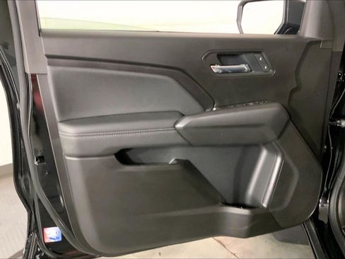 Used 2026 Chevrolet Colorado LT w/ Advanced Trailering Package RWD image 24