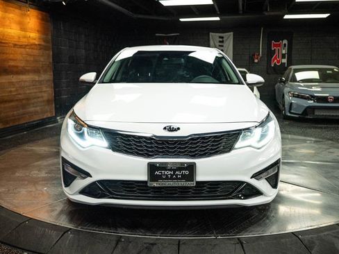 Used 2020 Kia Optima LX image 4
