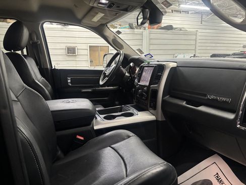 Used 2017 RAM 3500 Laramie image 28