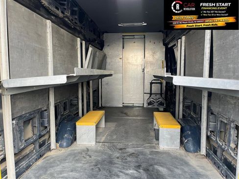 Used 2019 Ford Transit 250 148 High Roof Extended RWD image 9