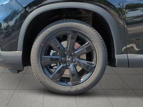 New 2025 Honda Pilot Black Edition image 8